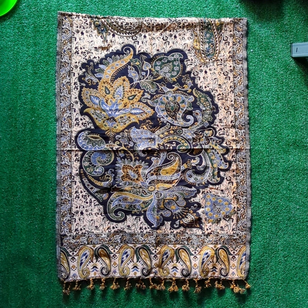 Hand made scarf